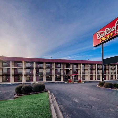 Red Roof Inn Plus+ Huntsville - Мадисън Екстериор снимка